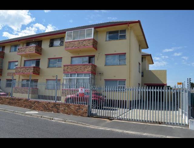 3 BEDROOM APARTMENT FOR SALE IN GLENLILY